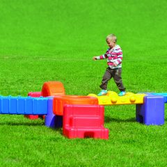 Rinkinys sportui NOMINO žaisti lauke ir viduje